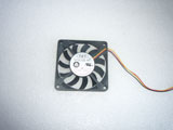 T&T 7010L12S NF1 DC12V 0.20A 7010 7CM 70MM 70X70X10MM 3pin Cooling Fan