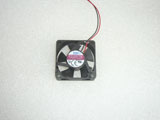 AVC DA03510R05S 026 DC5V 0.18A 3510 3.5CM 35MM 35X35X10MM 2pin Cooling Fan