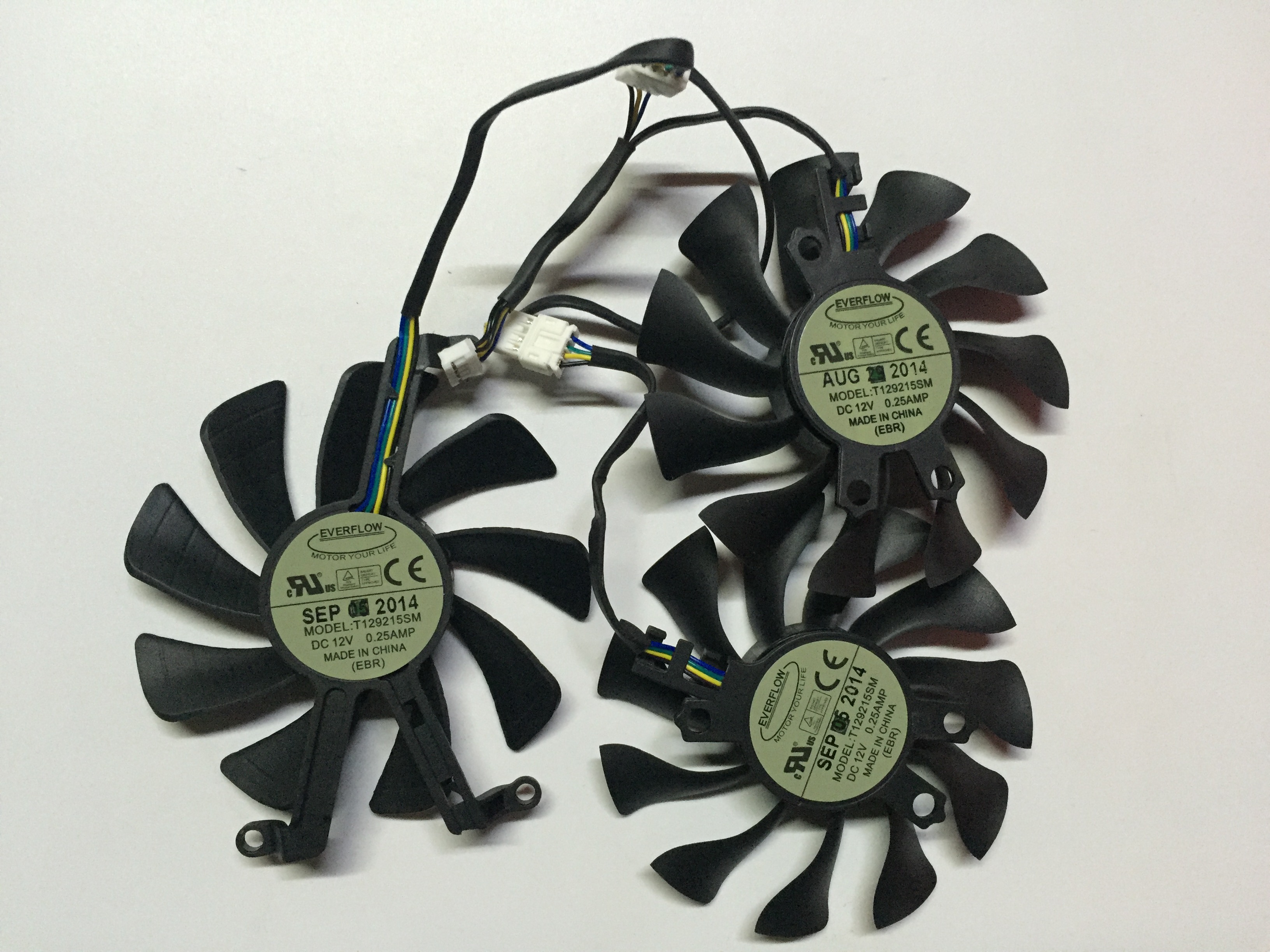 Set Of 3pcs New Zotac GTX980Ti OC EVERFLOW T129215SM DC12V 4Pin 4Wire Video Graphics Card Cooling Fan